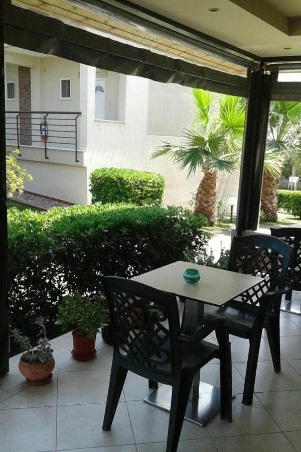 Pansion Argo Apartment Nea Moudania Ngoại thất bức ảnh