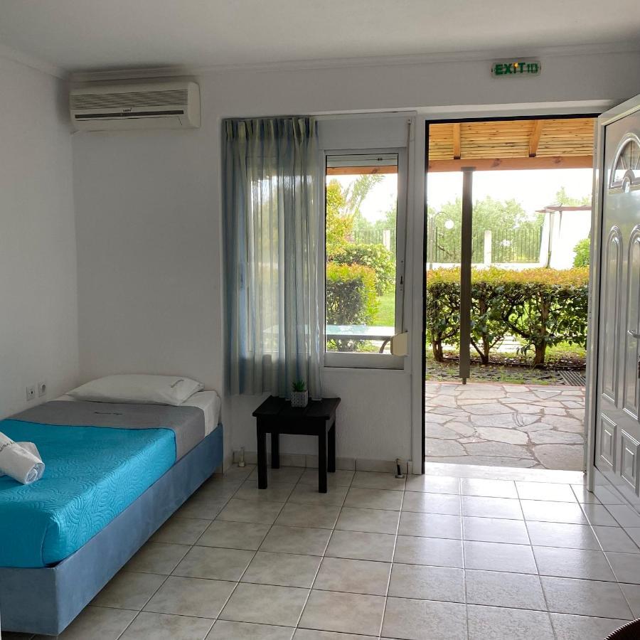 Pansion Argo Apartment Nea Moudania Ngoại thất bức ảnh