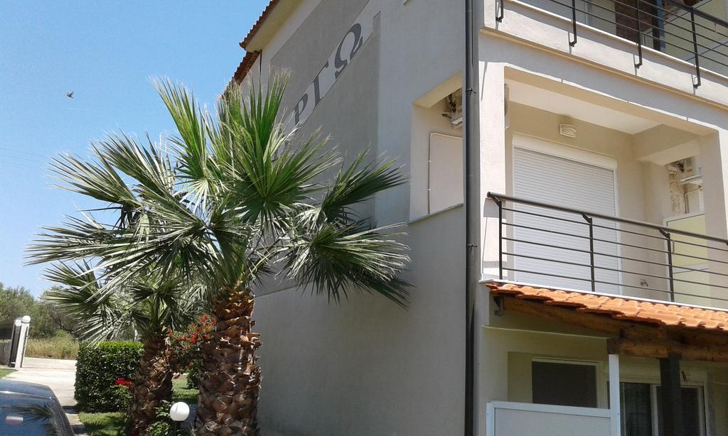 Pansion Argo Apartment Nea Moudania Ngoại thất bức ảnh