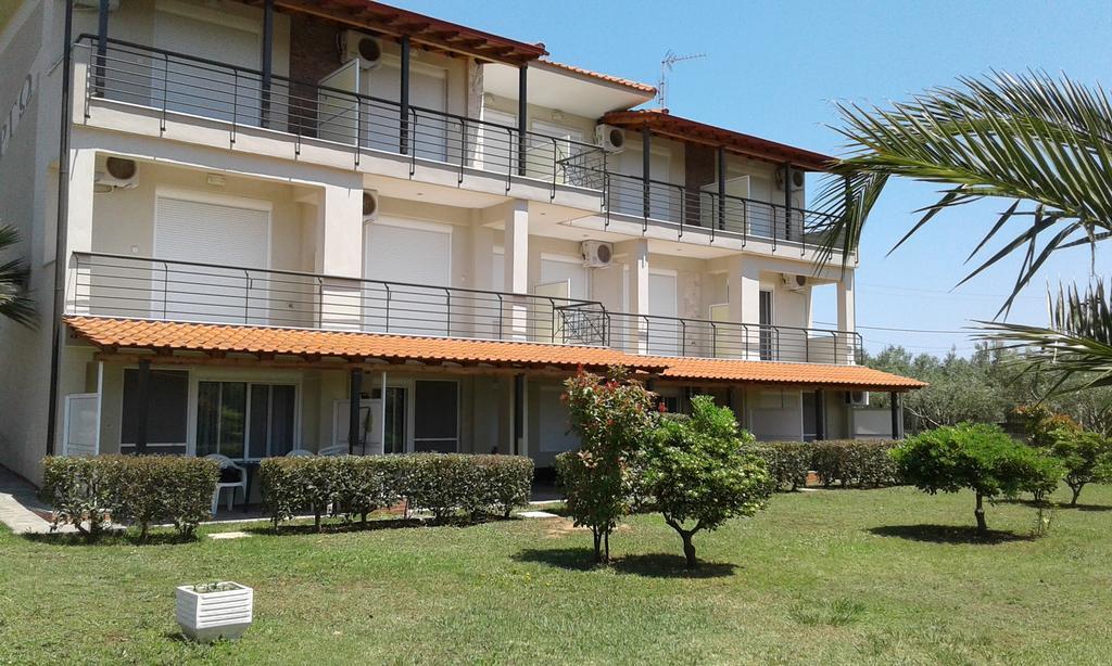 Pansion Argo Apartment Nea Moudania Ngoại thất bức ảnh
