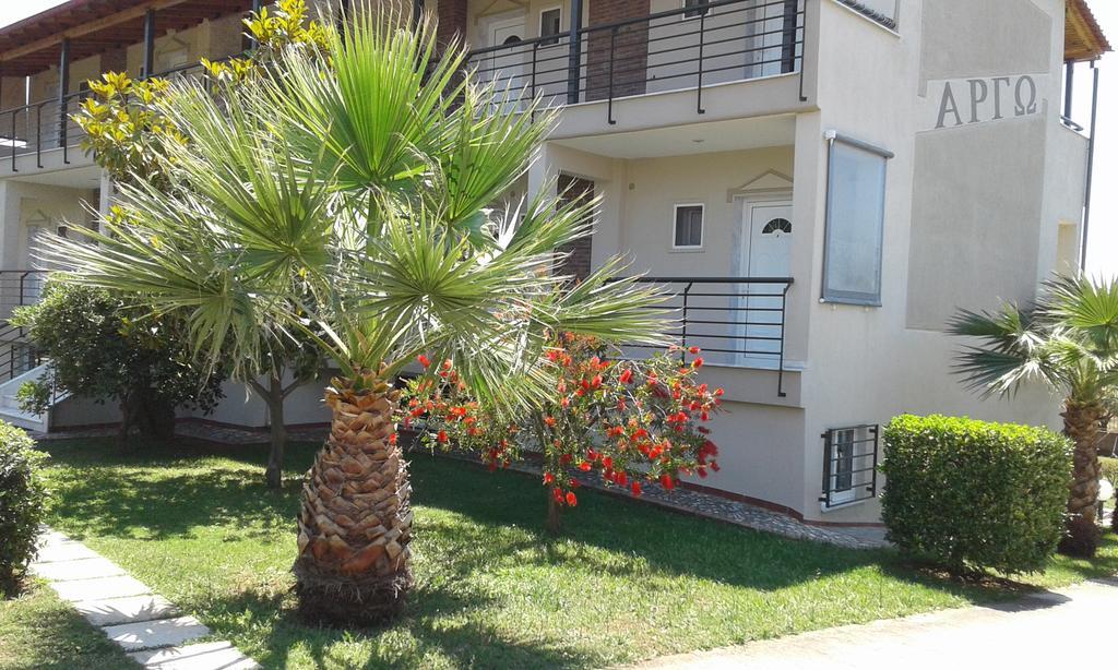 Pansion Argo Apartment Nea Moudania Ngoại thất bức ảnh