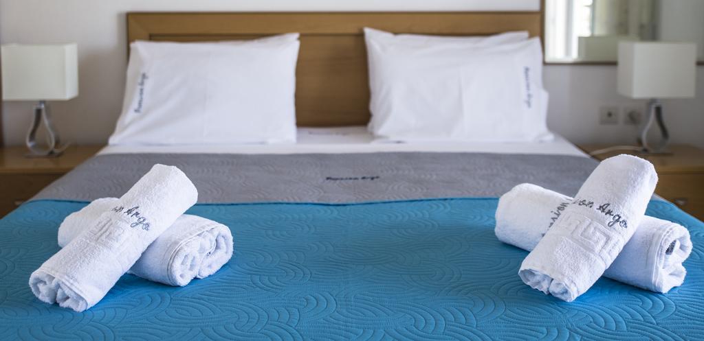 Pansion Argo Apartment Nea Moudania Ngoại thất bức ảnh