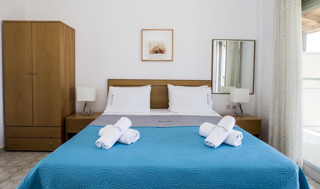 Pansion Argo Apartment Nea Moudania Ngoại thất bức ảnh